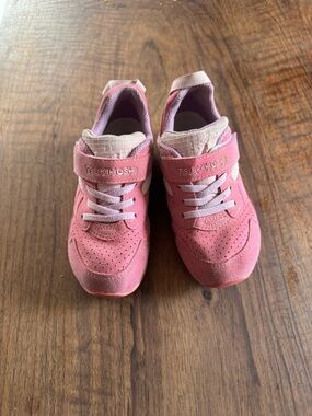 Tsukihoshi Girls Pink Hook-and-Loop Athletic Sneakers